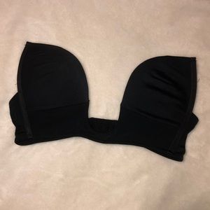 V-neck plunge bra